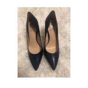 Vince Camuto Napa pumps